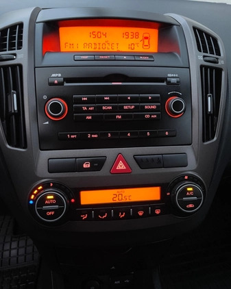 Kia Ceed cena 23900 przebieg: 133000, rok produkcji 2008 z Oświęcim małe 254